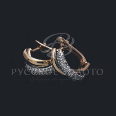 Серьги из комбинированного золота с бриллиантами
